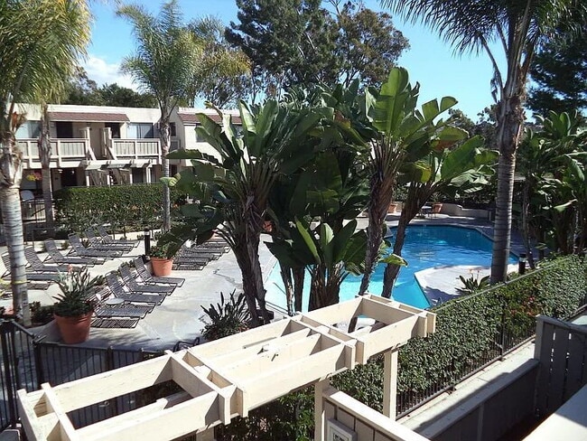 Building Photo - "Charming 1-Bedroom Retreat in Prime Irvine Location – Your Perfect Urban Oasis!"