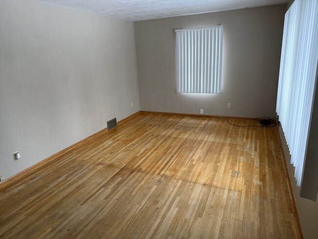 Photo - 951 Park Ave