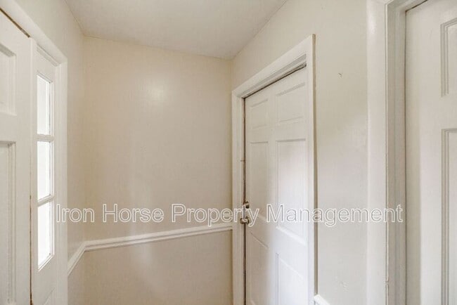 Photo - 160 Jockey Club Dr