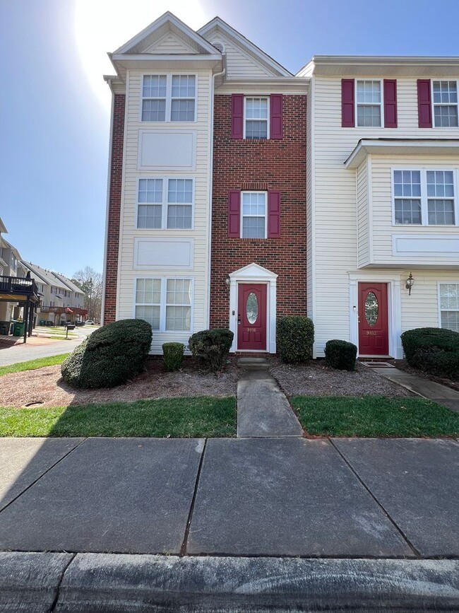 3 Story Townhome in Matthews - 3 Story Townhome in Matthews