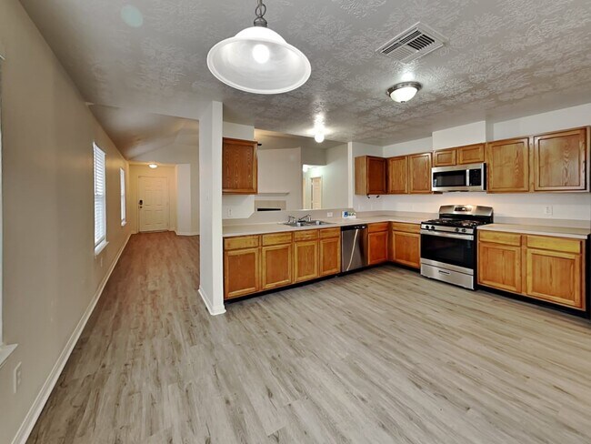 Photo - 931 Redcrest Springs Ct