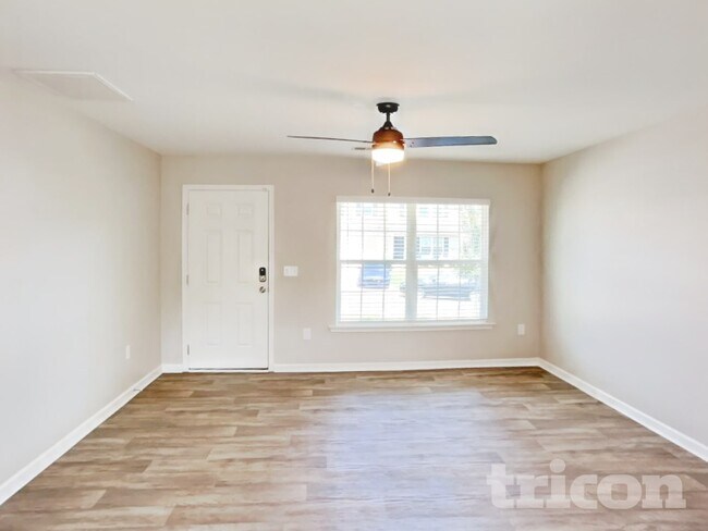 Photo - 934 Bosemon St