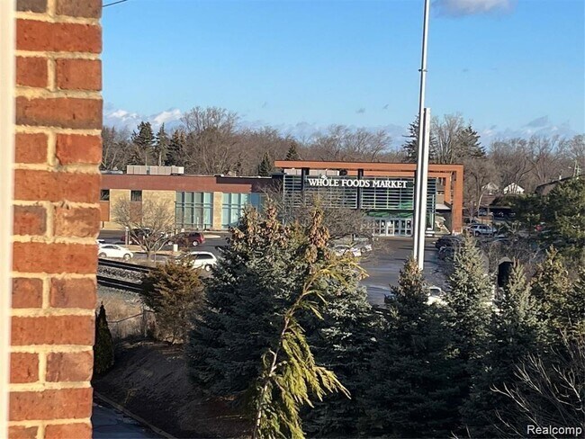 Photo - 519 Lewis St