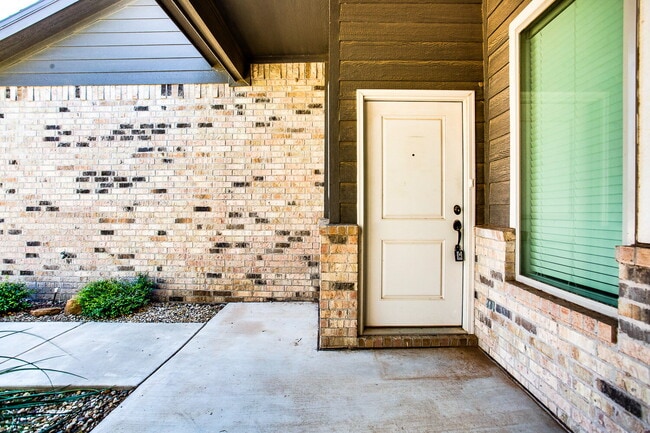 Photo - Modern 2-Bedroom Home with Low-Maintenance Turf
