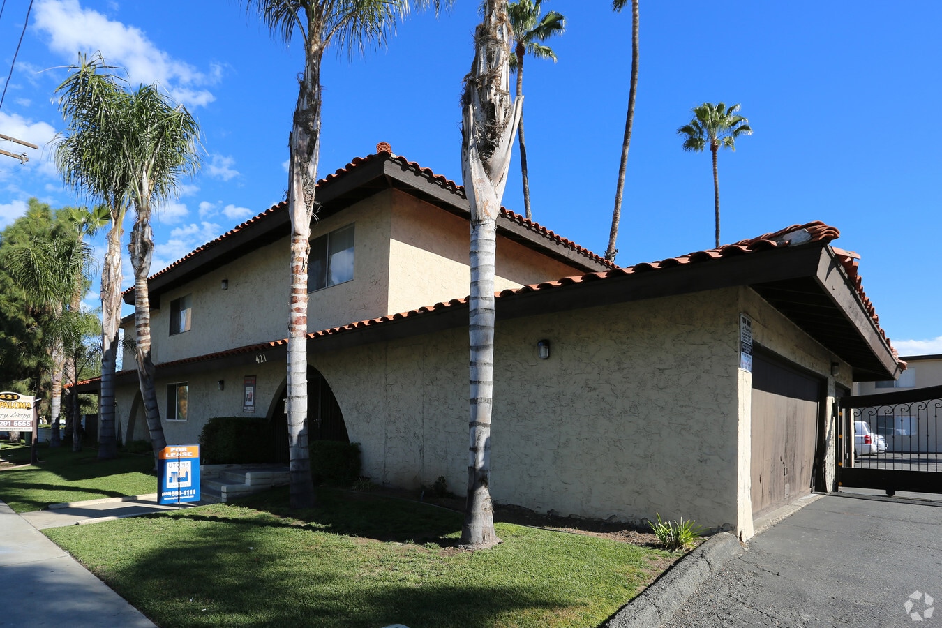 Photo - La Paloma Apartments