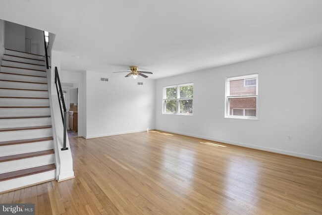 Building Photo - 6212 Carters Ln
