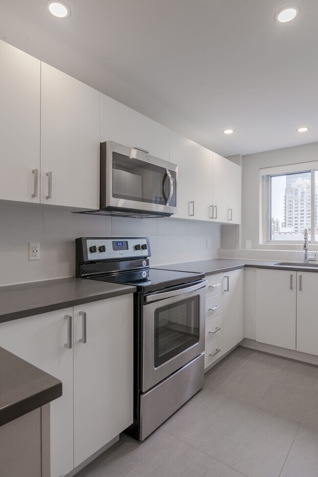 Photo - 3421 Rue Drummond Unit 84
