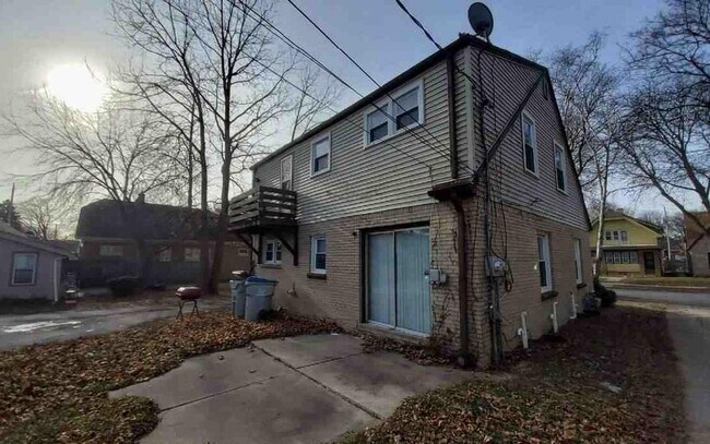 Photo - 3260-3260A N 49th St Unit 3260A