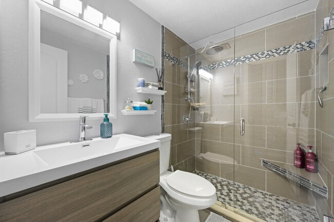 Photo - 8010 SW 152nd Ave