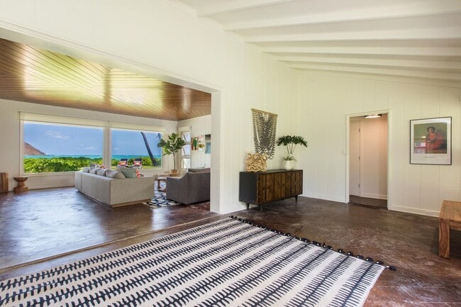 Building Photo - 1502 Mokulua Dr
