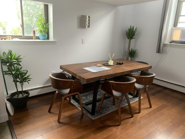 Photo - 14 Locust St Unidad 3D Rental