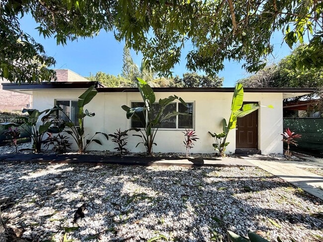 Photo - 927 SW 12th Ave Unidad 927