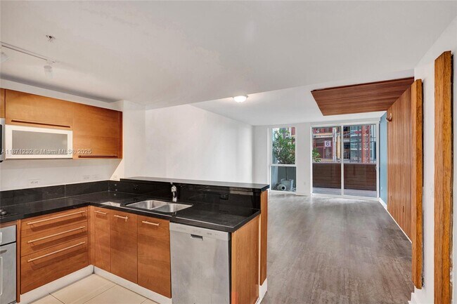 Photo - 244 Biscayne Blvd Unit 406