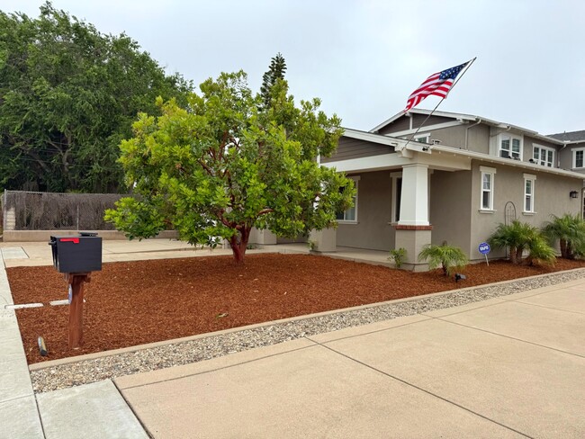 1099 Buena Vista Way