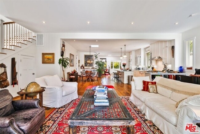 Photo - 749 Milwood Ave
