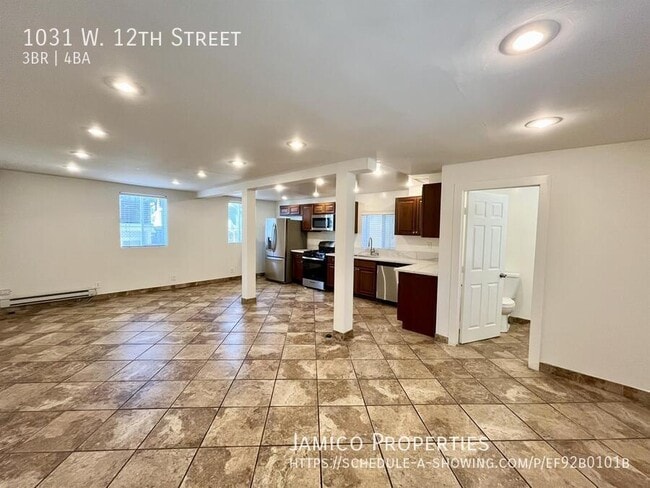 Photo - 1031 W 12th St Unit 1031