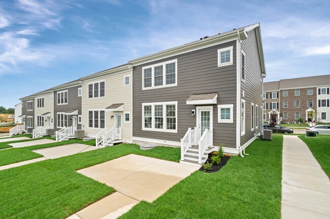 Photo - 849 Mapleton Ave