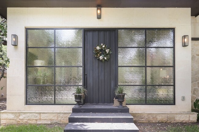 Photo - LUXURY 4-BEDROOM HOME IN ALAMO HEIGHTS