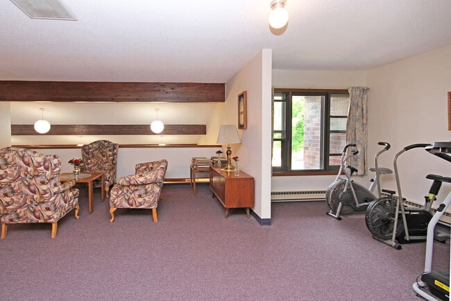 Photo - Valley View Commons