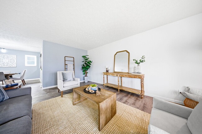 Photo - 103 Valleyview Dr