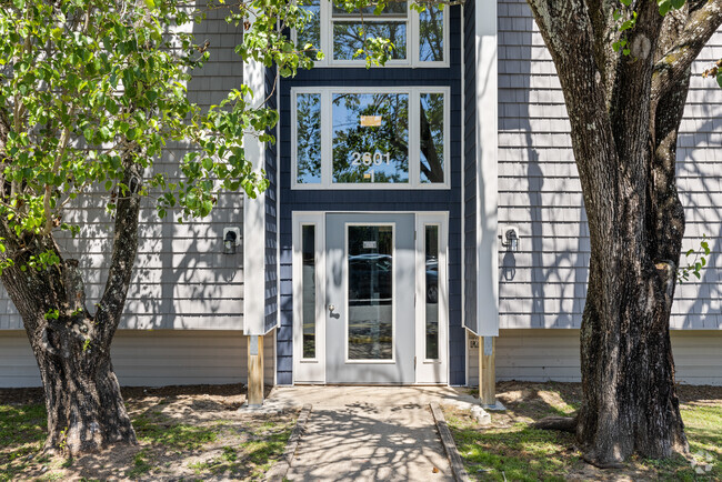 Building Photo - The Pines of Wilmington Rental