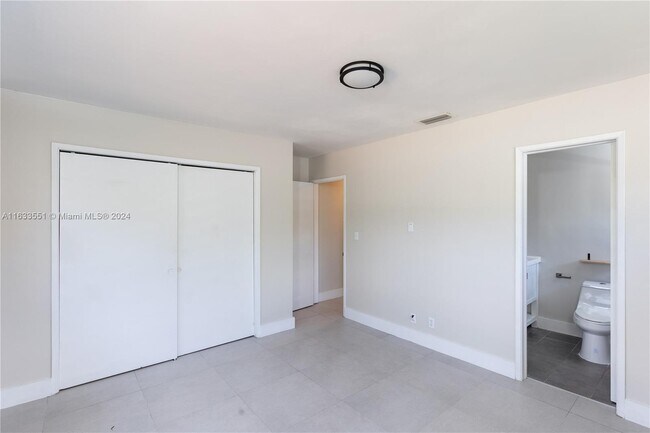 Photo - 4430 NE 28th Ter