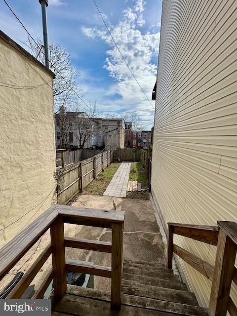 Photo - 923 McHenry St