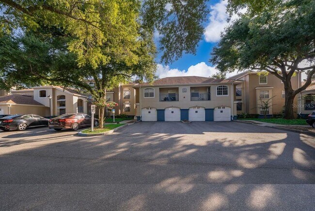 Building Photo - 7210 Westpointe Blvd Unit 1312