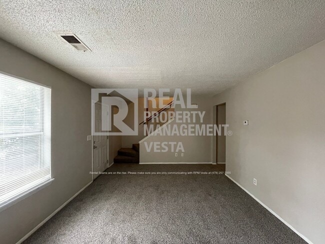 Photo - 515 Maplewood Dr