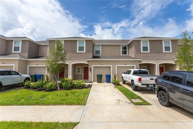 8473 Lunar Skye St