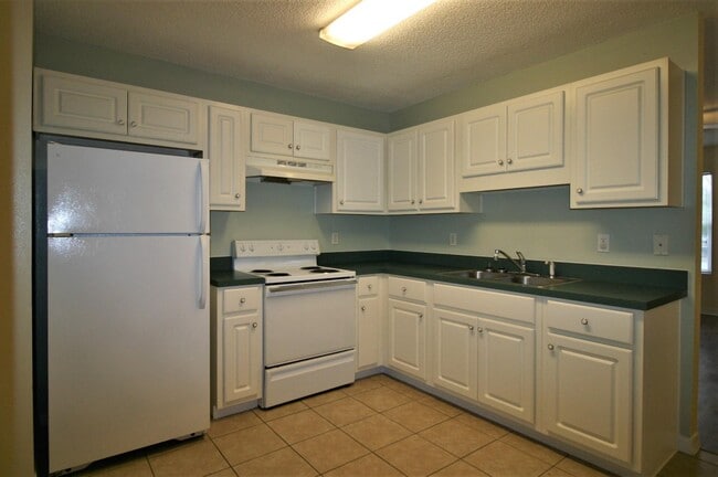 Photo - 532 Brock Ave