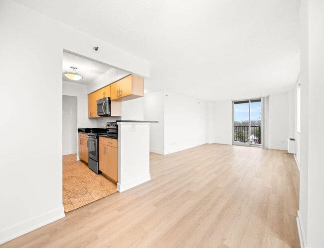 el-wescott-23g - The Wescott Apartments