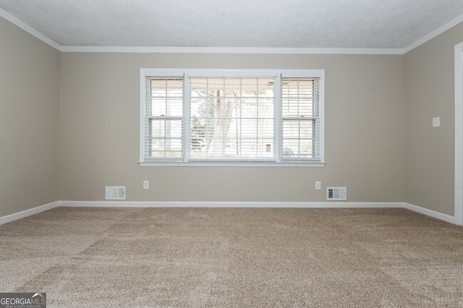 Photo - 430 Amity Ct