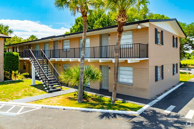 1711-1723 Dixon Blvd Cocoa, FL 32922 - Allen Condos