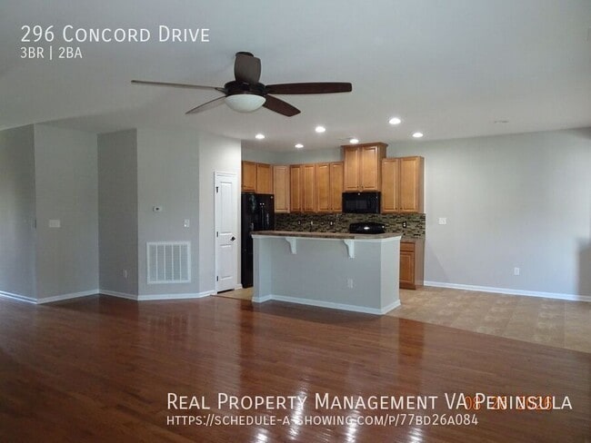 Photo - 296 Concord Dr