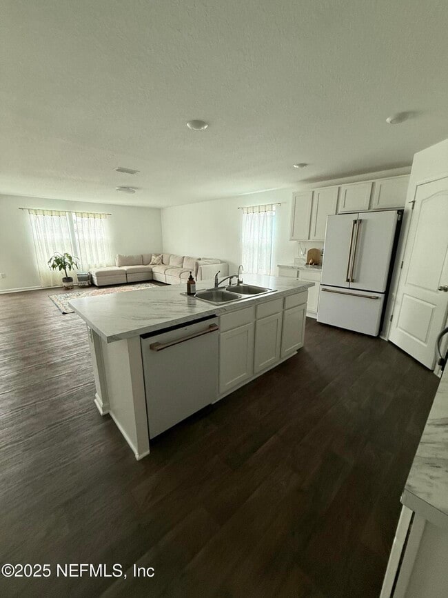 Photo - 12689 European Beech Rd