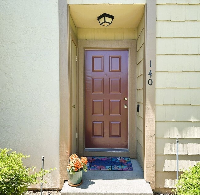 Photo - 140 Park Pl Dr