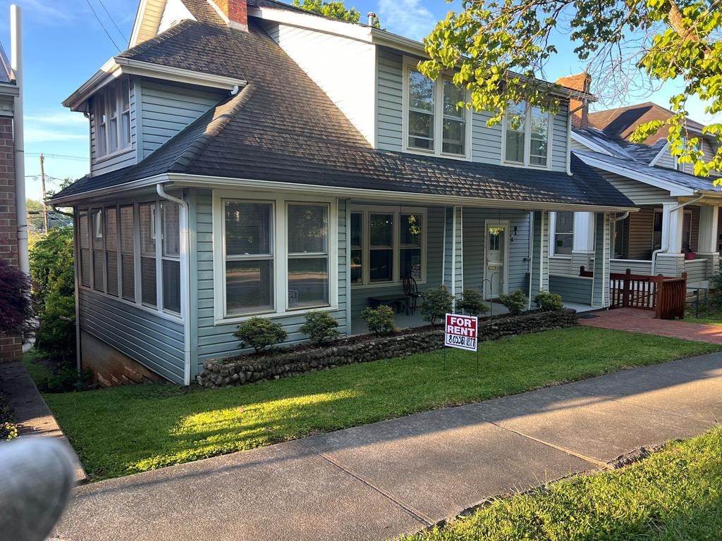 Photo - 316 W Vly St