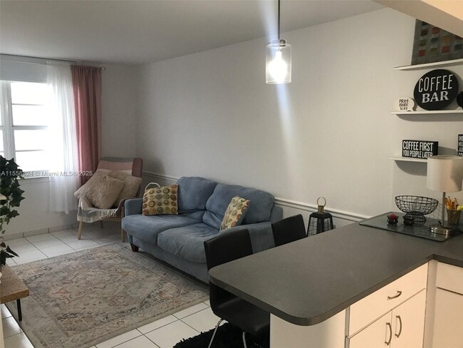 Photo - 100 Lincoln Rd Unidad 1126