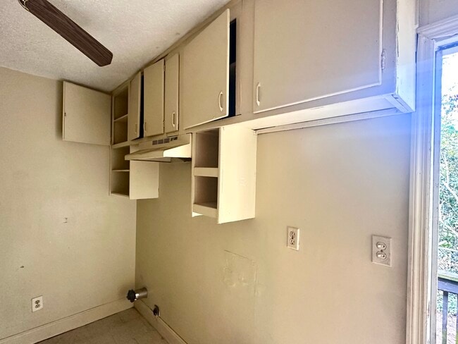 Photo - 223 Academy St Unit 3 Bedroom Apartment