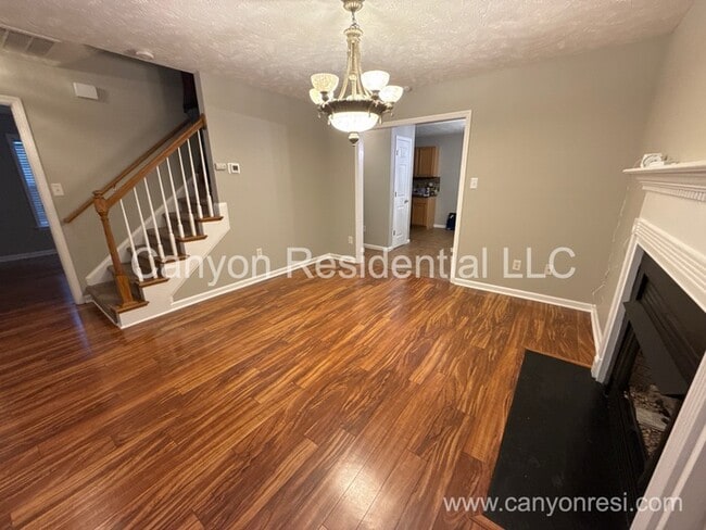 Photo - Beautiful home with 3 bedrooms!