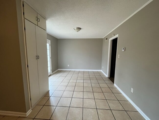 Photo - Renovated 3 Bedroom 1 Bath Home for Rent!