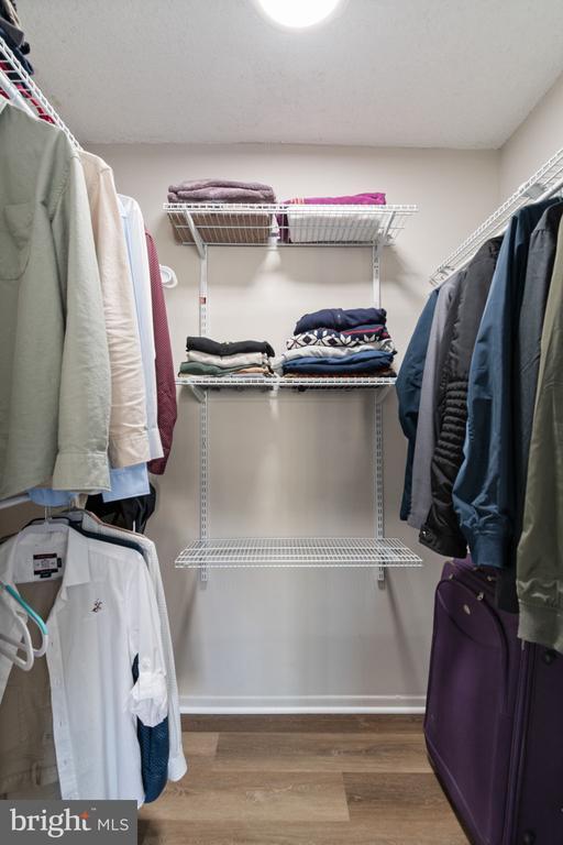 Photo - 3705 S George Mason Dr Unidad 2202S