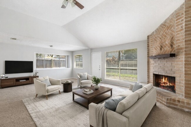 Photo - 7310 Maple Walk Dr