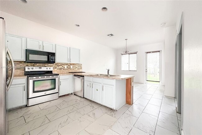 Photo - 21424 NW 13th Ave Unidad 21424