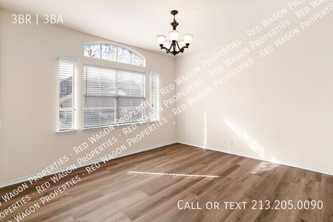 Photo - 2622 Crown Hollow