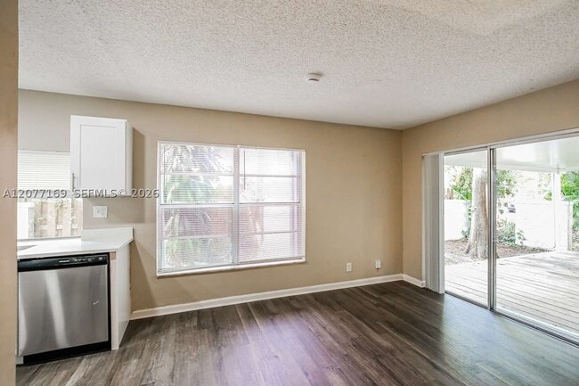 Photo - 1220 NW 89th Dr
