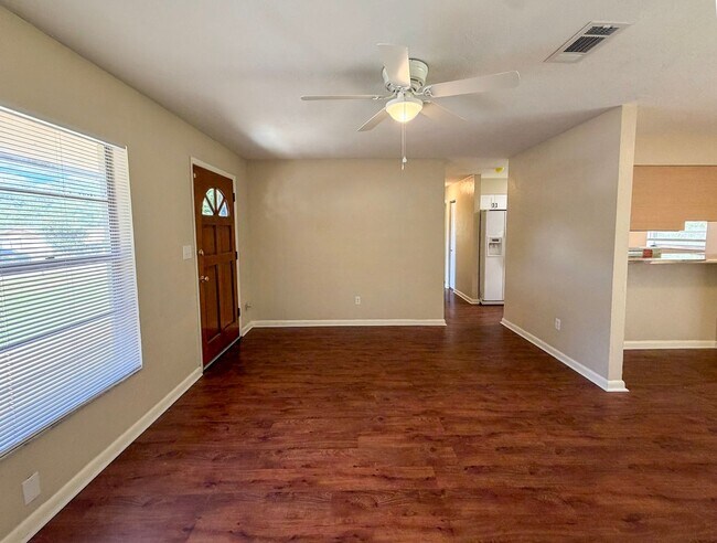 Photo - Move-in Ready Recently Updated 4BR/2BA House in Alachua!