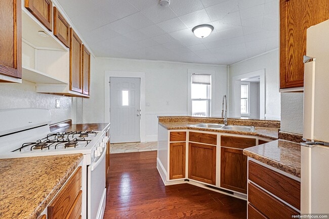 Building Photo - 704 Otter Ave Unit 704 Otter Avenue