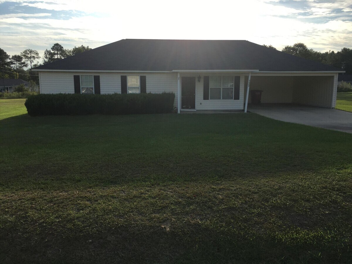 Photo - 723 Macey St